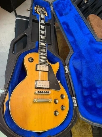 Gibson Les Paul Custom