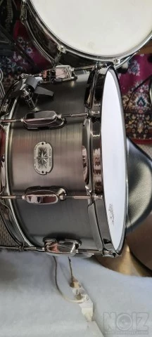 Tama snare σχεδόν