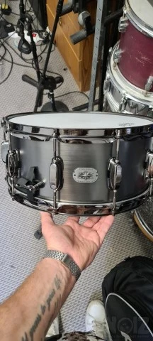 Tama snare σχεδόν