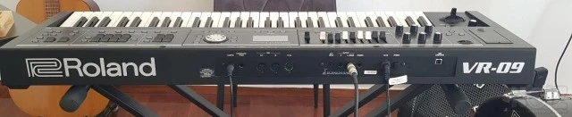 Roland VR 09 V COMBO