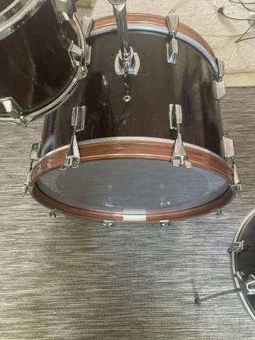 Custom poplar drumset