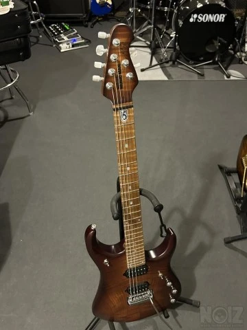 MusicMan JP15 Sahara Burst Quilt