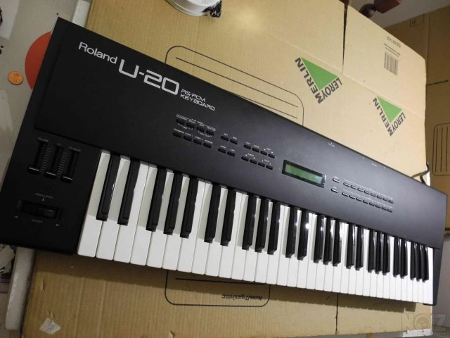 Roland U-20