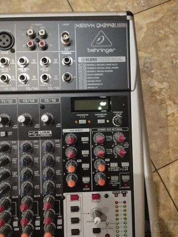 Behringer XENYX QX2442 USB
