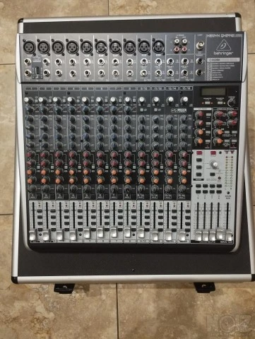 Behringer XENYX QX2442 USB