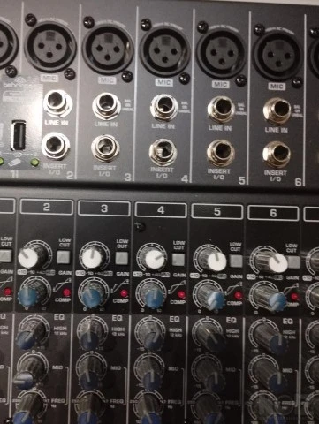 Behringer XENYX QX2442 USB