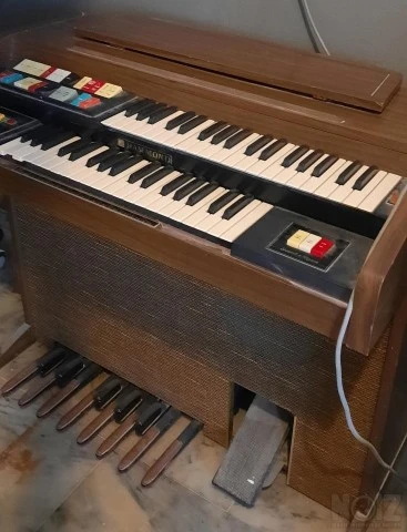 Αρμόνιο αντίκα HAMMOND
