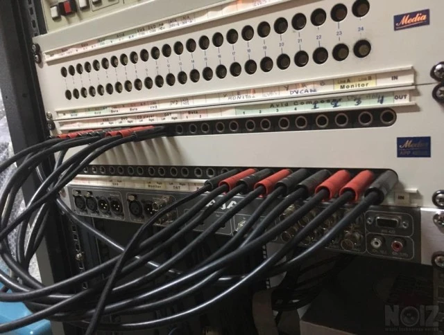 Audio Patch Bay - Neutrik καλώδια
