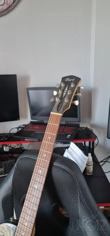 Cort cr 100 - classic rock
