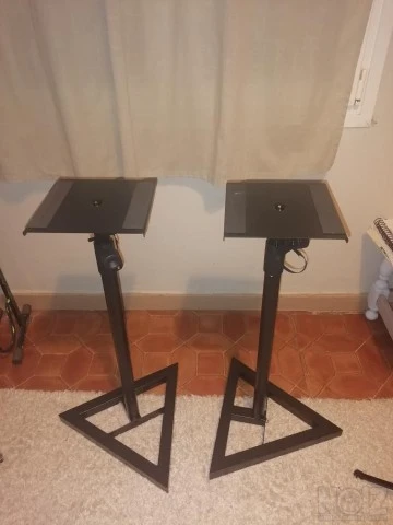 Βάσεις ηχείων monitor για στούντιο