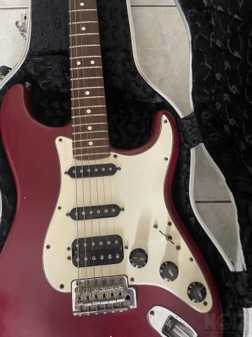 Fender Highway One Stratocaster HSS – M
