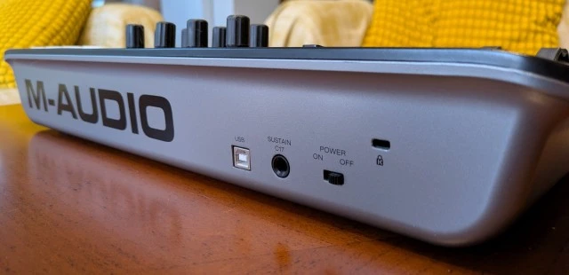 M-Audio Oxygen 25 MK4 Midi Controller
