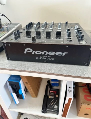 Pioneer Mixer DJM-700