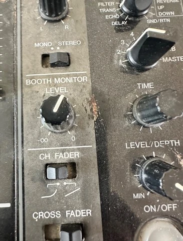 Pioneer Mixer DJM-700