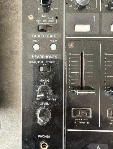 Pioneer Mixer DJM-700