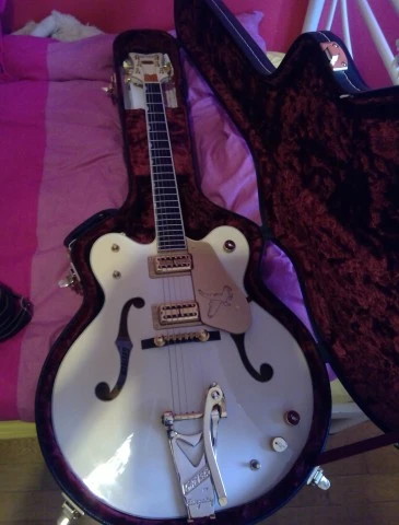 Gretsch G6136DC White Falcon