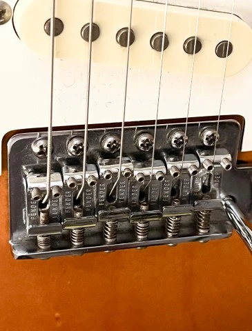Fender Stratocaster 1994 fire-era US made Mexican specs