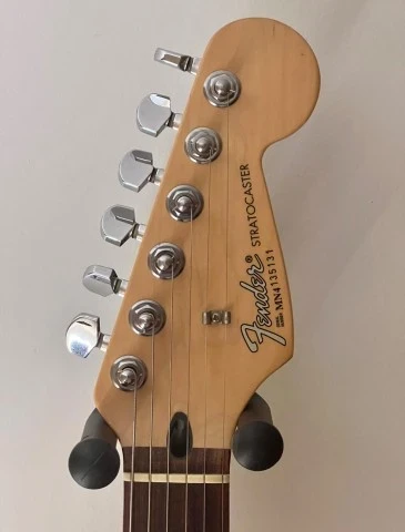 Fender Stratocaster 1994 fire-era US made Mexican specs