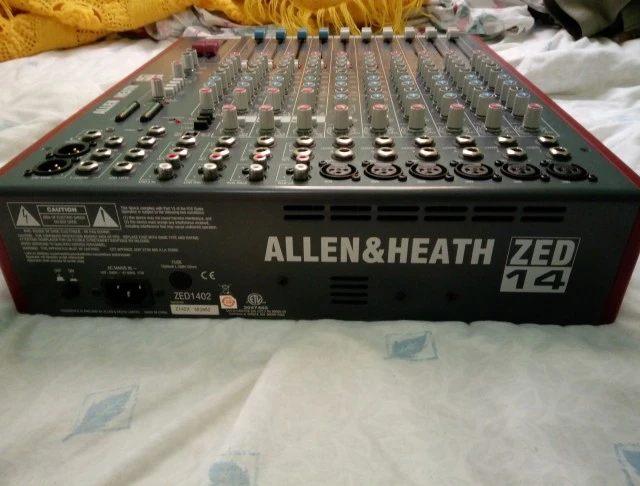 Allen & Heath ZED14