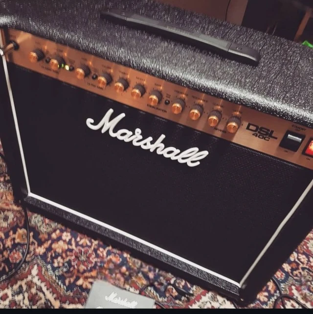 Marshall DSL40C 40-Watt tube amp