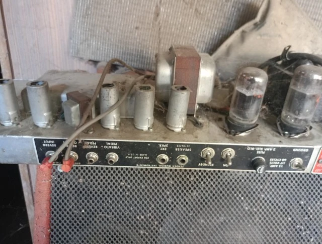 Fender Super Reverb Silverface Export (70s) - Project