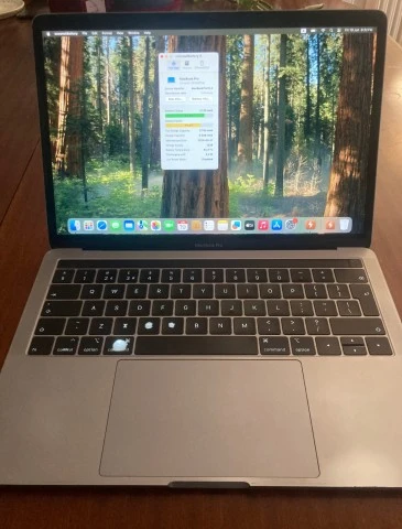 Macbook Pro 2018 Touch Bar 16GB RAM 256GB SSD