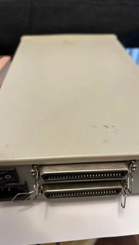 Cd rom SCSI και τροφοδοτικο για SCSI 