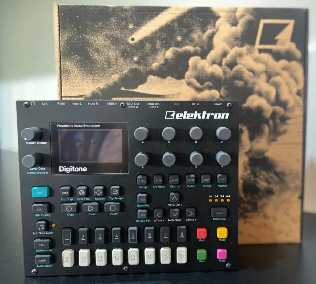 Elektron Digitone MKI