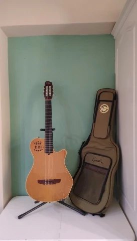 Godin Multiac Grand Concert SA