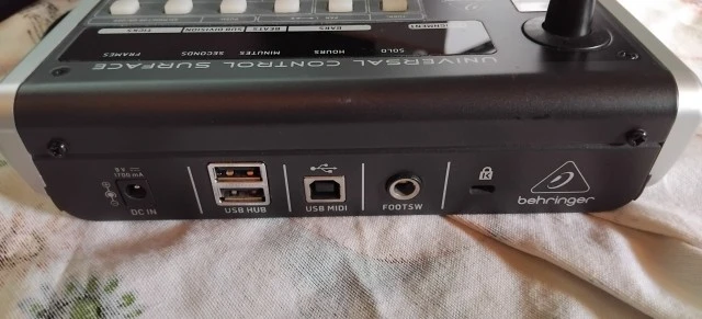 Behringer X-Touch One