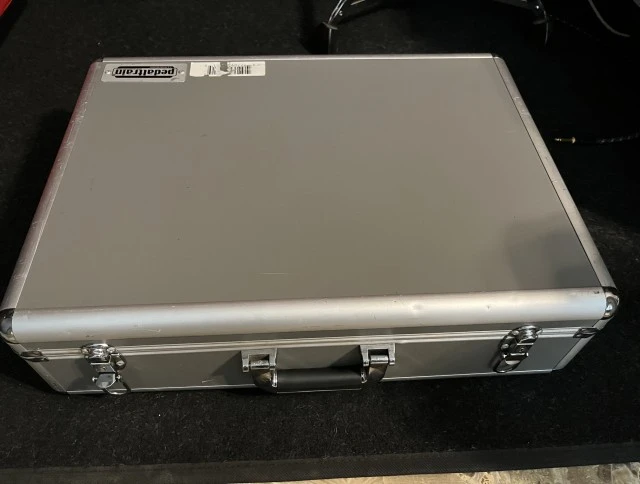 Pedaltrain 1 with Tour Case and pedals