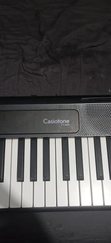 Casio Casiotone CT-S300 Keyboard