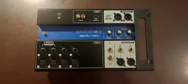 Soundcraft  Ui-12