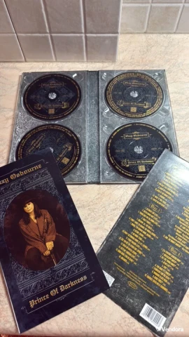 Ozzy Osbourne Prince of Darkness 4CDs με βιβλίο +DVD 