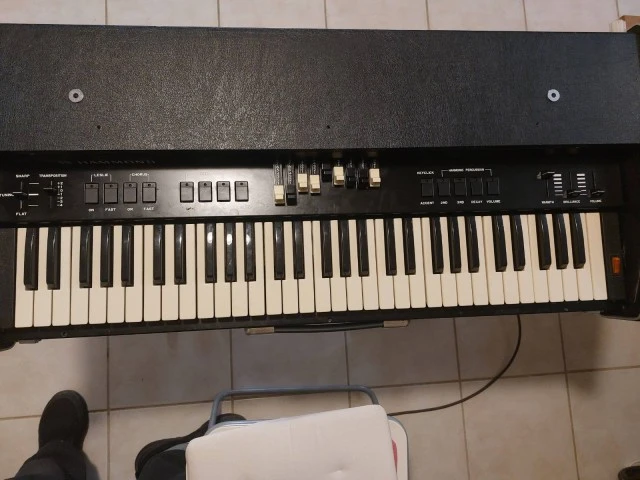 Hammond Organ B100 