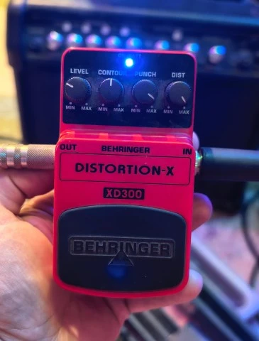 Behringer Distortion-X XD300