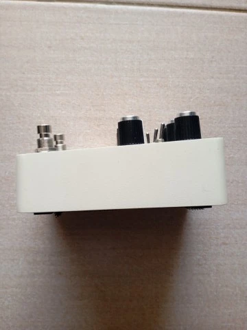 UAFX ASTRA Modulation Machine