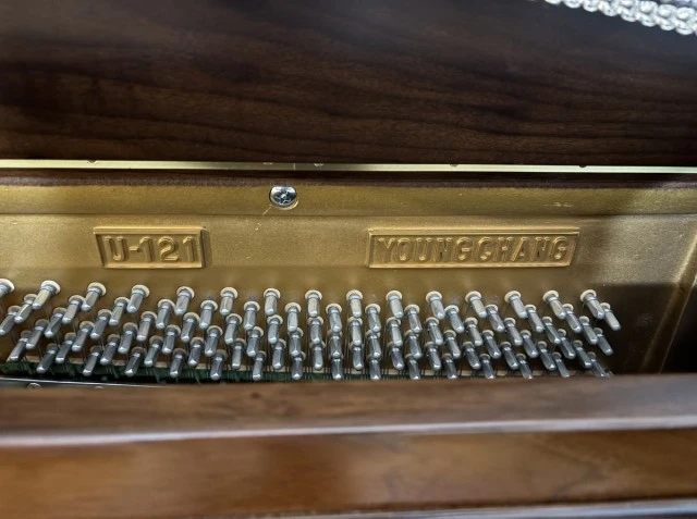 Young Chang U-121 Upright Piano