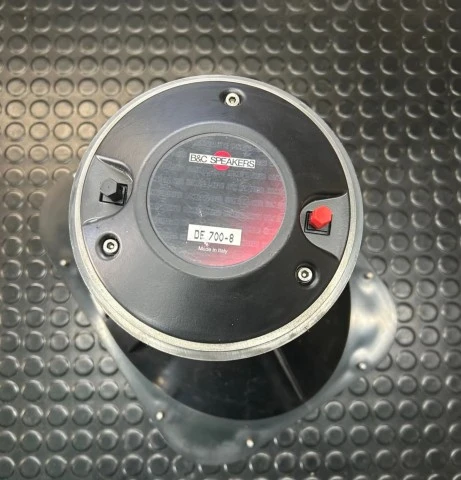 B&amp;C 15-inch speakers 