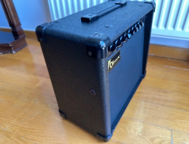 Charvel CH-200R, FX Loop, Reverb Amp