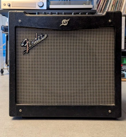 Fender Mustang II 
