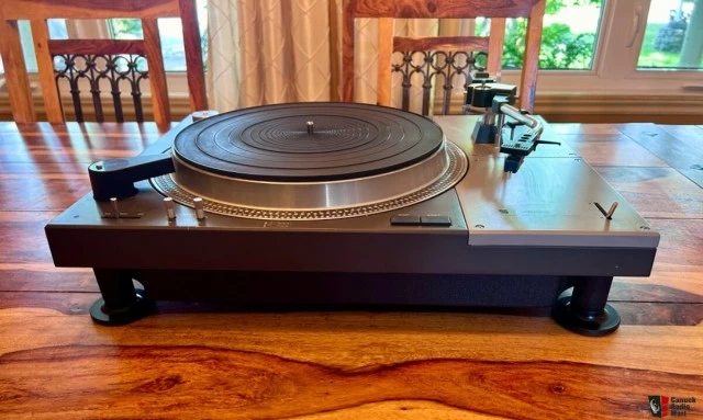 Πικάπ Technics SL-1100