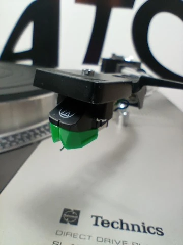 Πικάπ Technics SL-1100