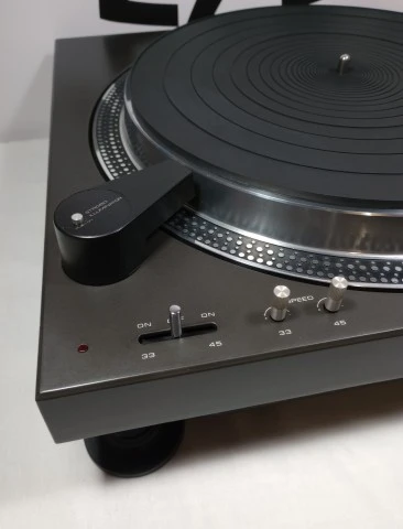 Πικάπ Technics SL-1100