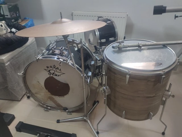 Drums set
