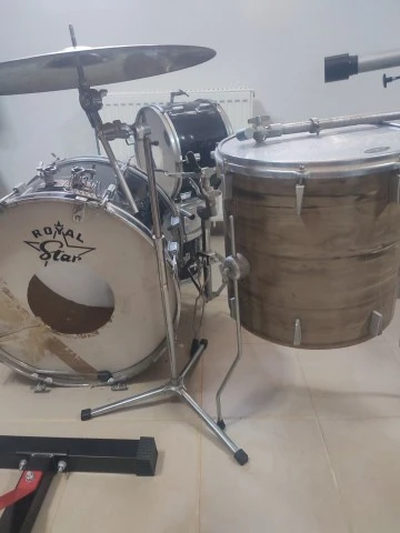 Drums set