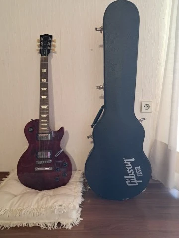 Gibson Les Paul Studio Wine Red με hard case