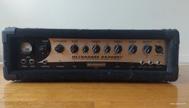 Κεφαλή μπάσου Behringer Ultrabass BX3000T