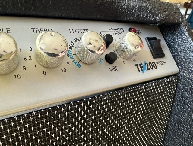 Laney TFX200, Υβριδικός (Tube Fusion) 65w