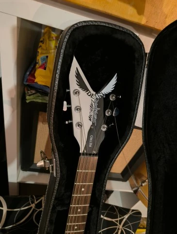 Dean Retro Michael Schenker